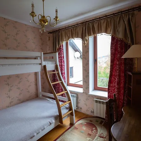 Kazka Lisu Guest house Skhidnytsia