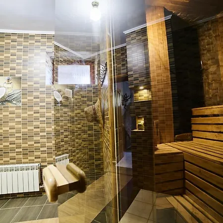 Kazka Lisu בית הארחה 3*